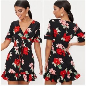 PrettyLittleThing corset waist mini dress in black floral size 4